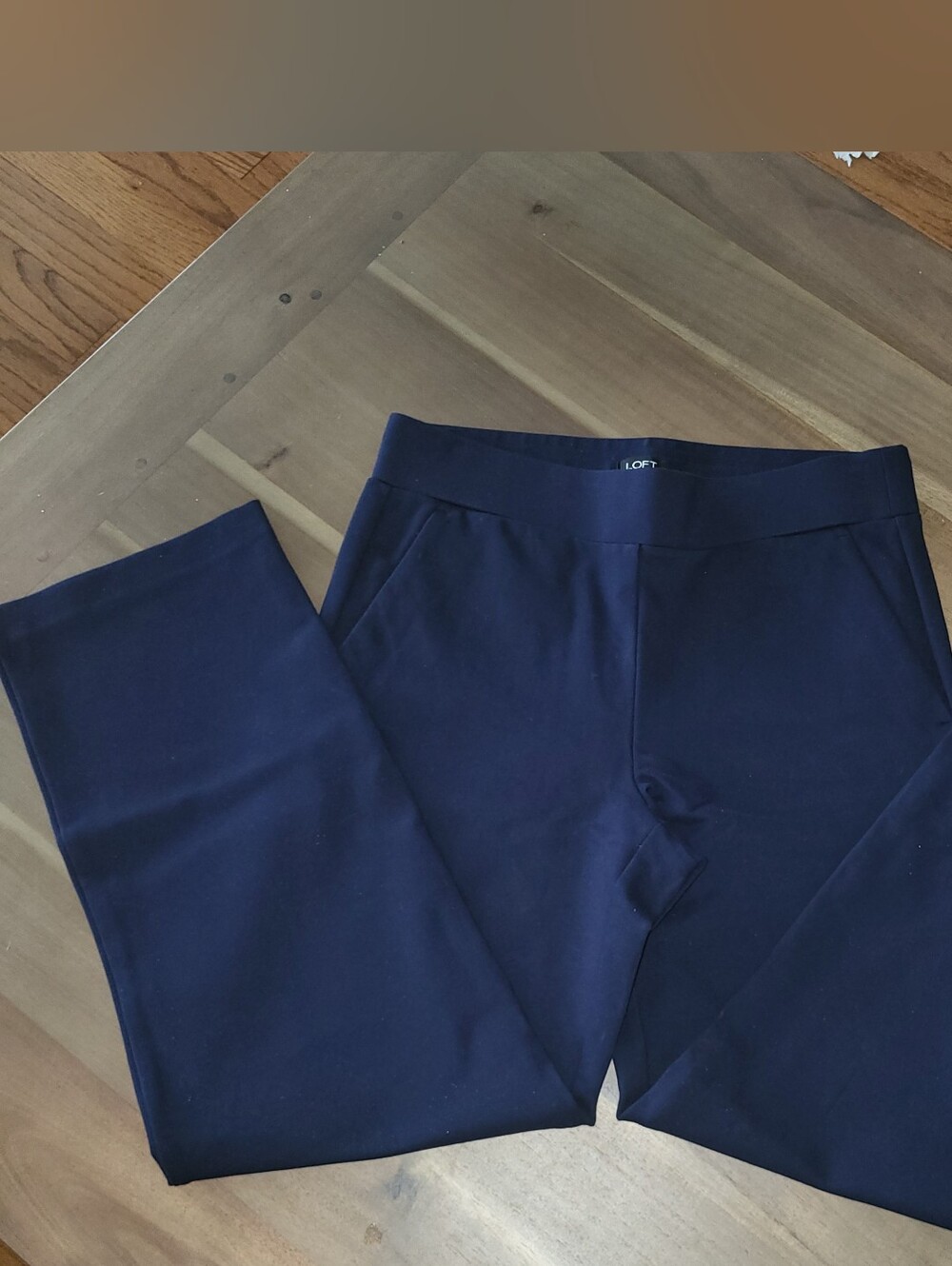 LOFT Navy Blue Pull-On Straight Legs Pants Stretchy Career Everyday Wear Comfty